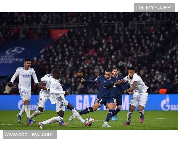 姆巴佩点球破僵局皇马1-0领先塔拉维亚防守失误成关键因素